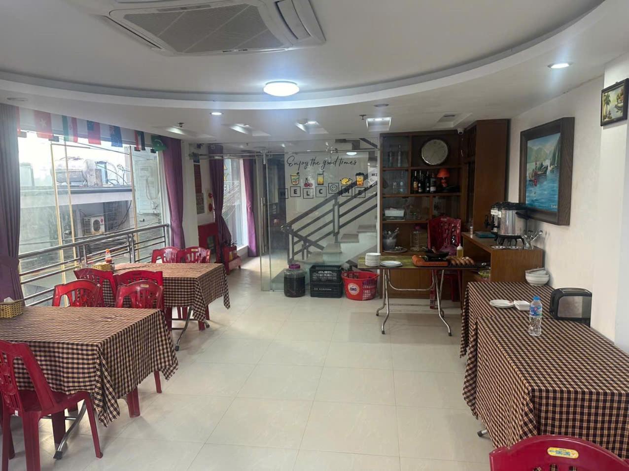 The Ireland Hotel Chan Chau Екстериор снимка