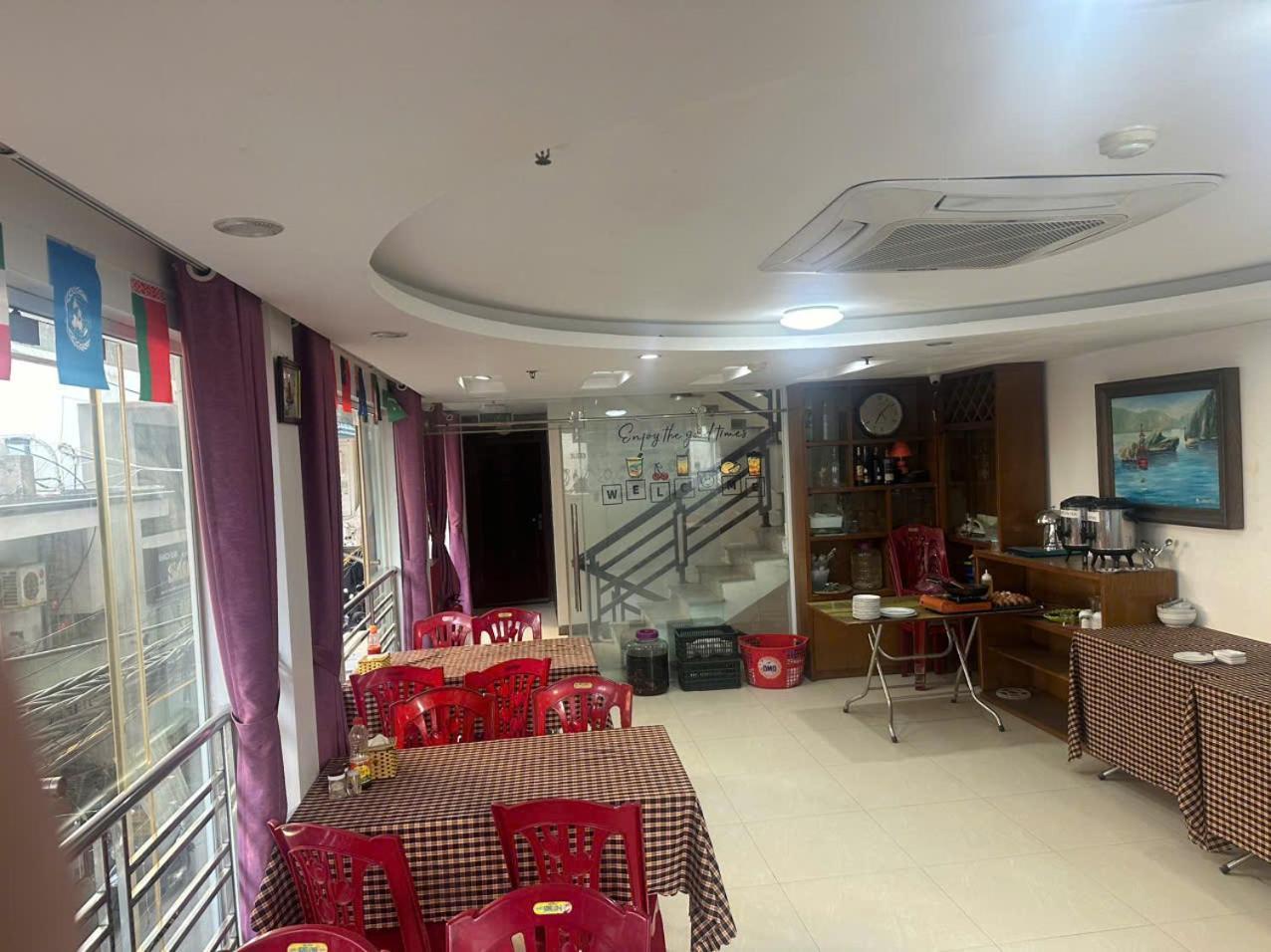 The Ireland Hotel Chan Chau Екстериор снимка